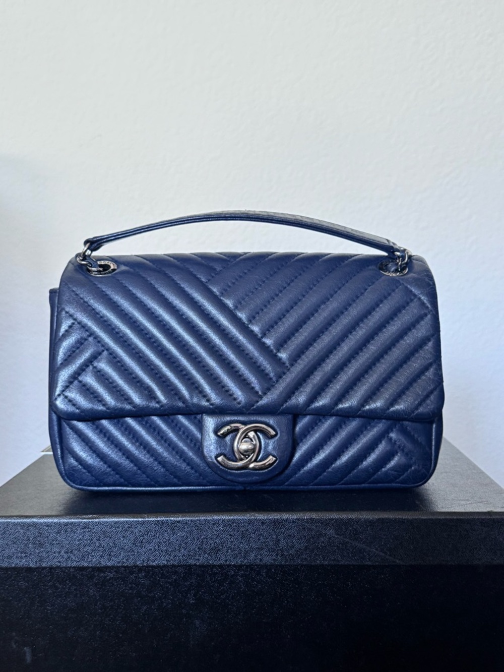 Chanel Small CC Flap Chevron Navy Blue Lambskin Ruthenium Hardware - Picture 3 of 11